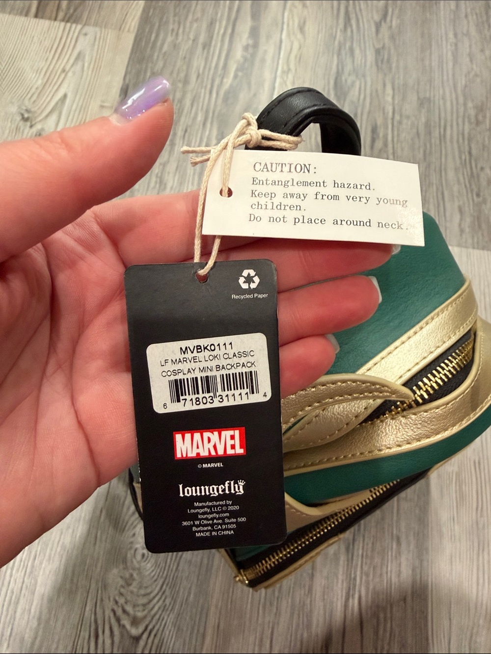 NWT Loungefly Marvel Loki Helmet Mini Backpack in Metallic Gold, Green & Black - Picture 3 of 11